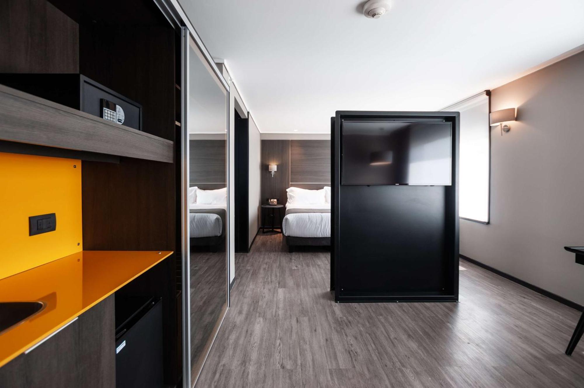 Ola Providencia, Tapestry Collection By Hilton Santiago