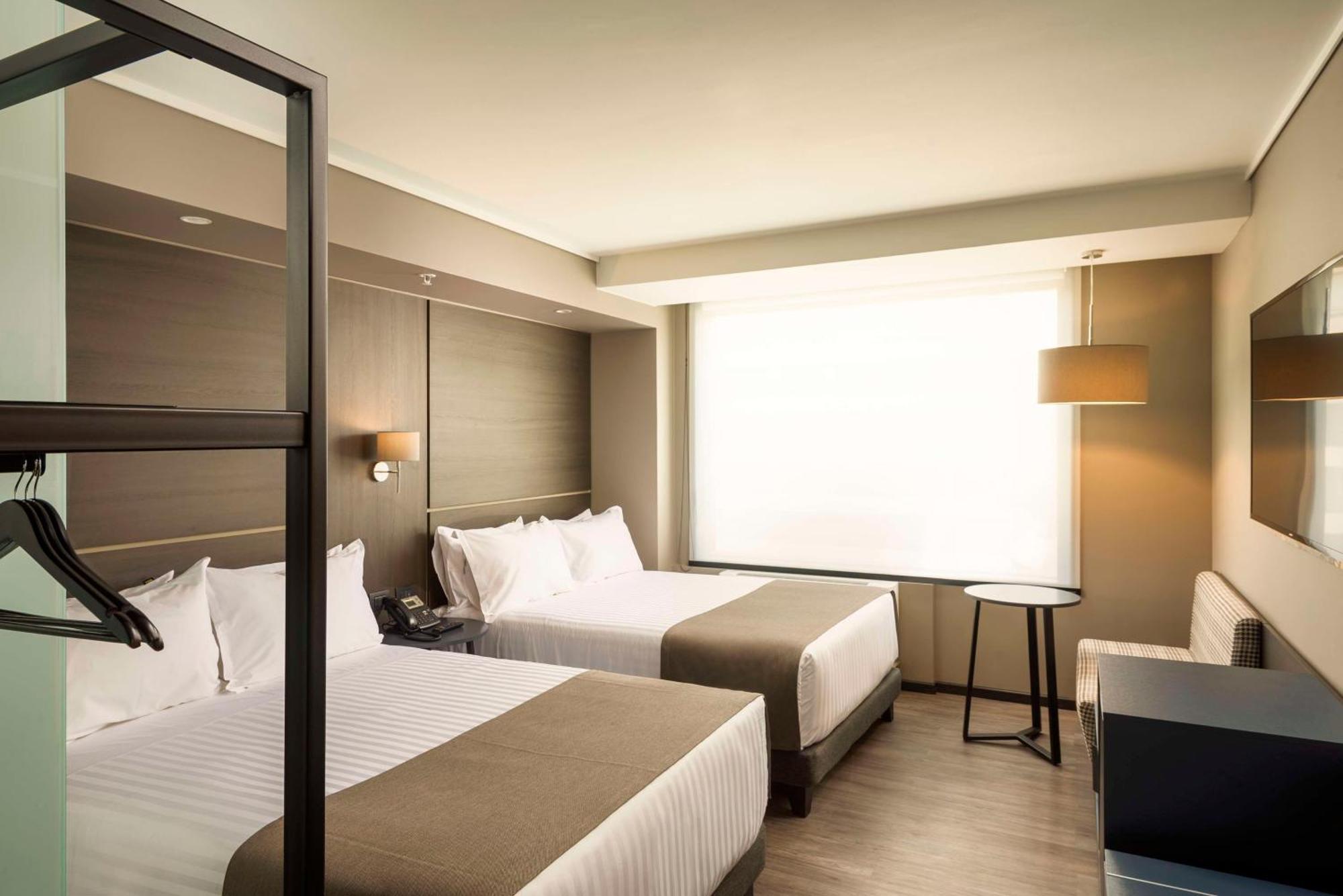 Ola Providencia, Tapestry Collection By Hilton Hotel