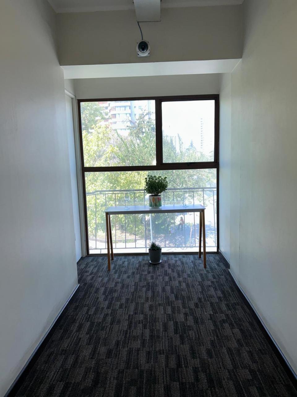 Plaza Nunoa Khách sạn 3*