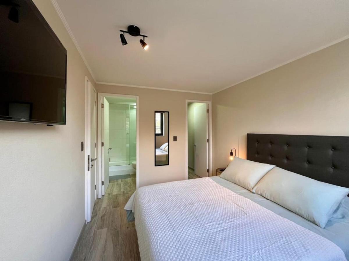 Urban Duble Almeyda Apartment Santiago