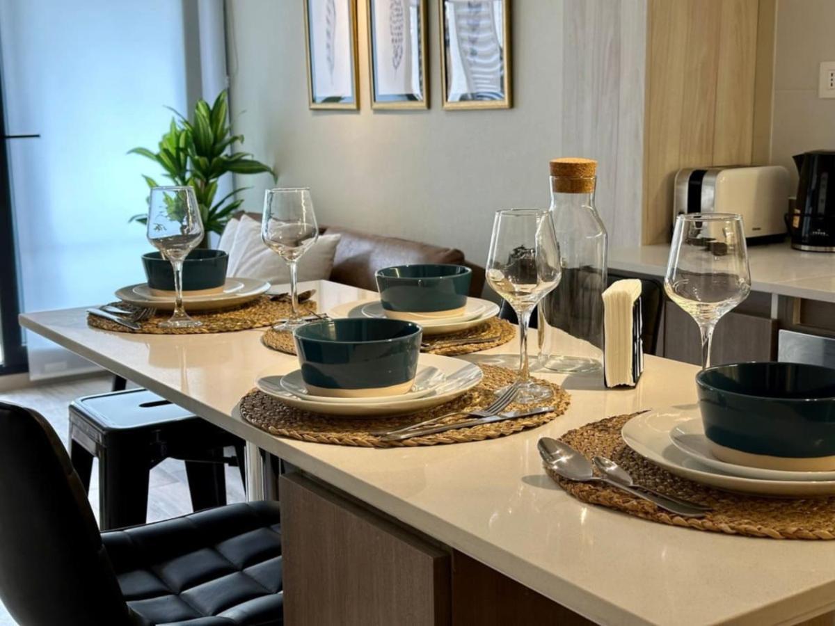 Urban Duble Almeyda Apartment