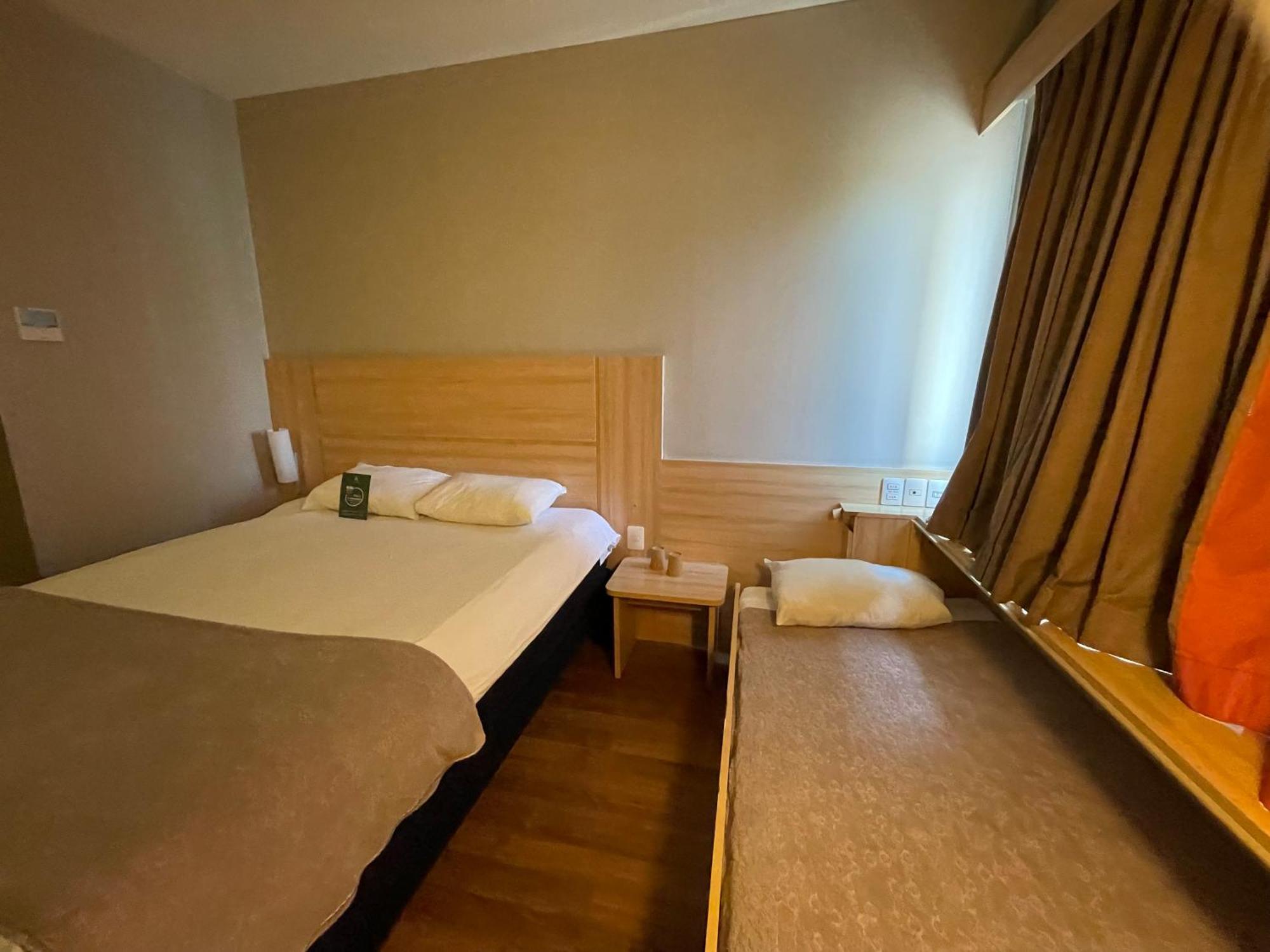 Ibis Estacion 3*