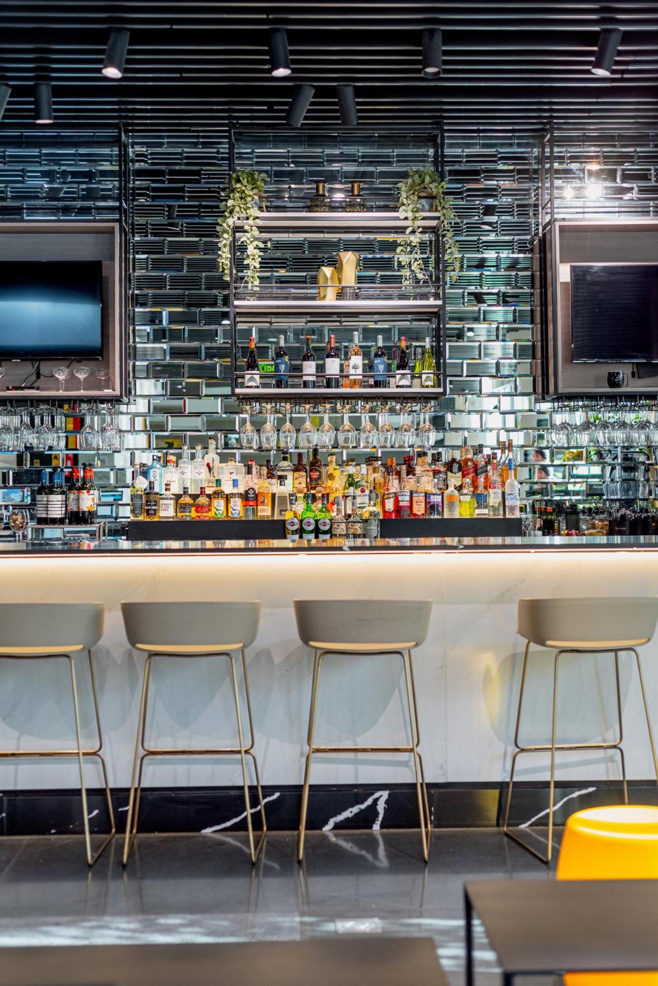 Ola Providencia, Tapestry Collection By Hilton Hotel 4*