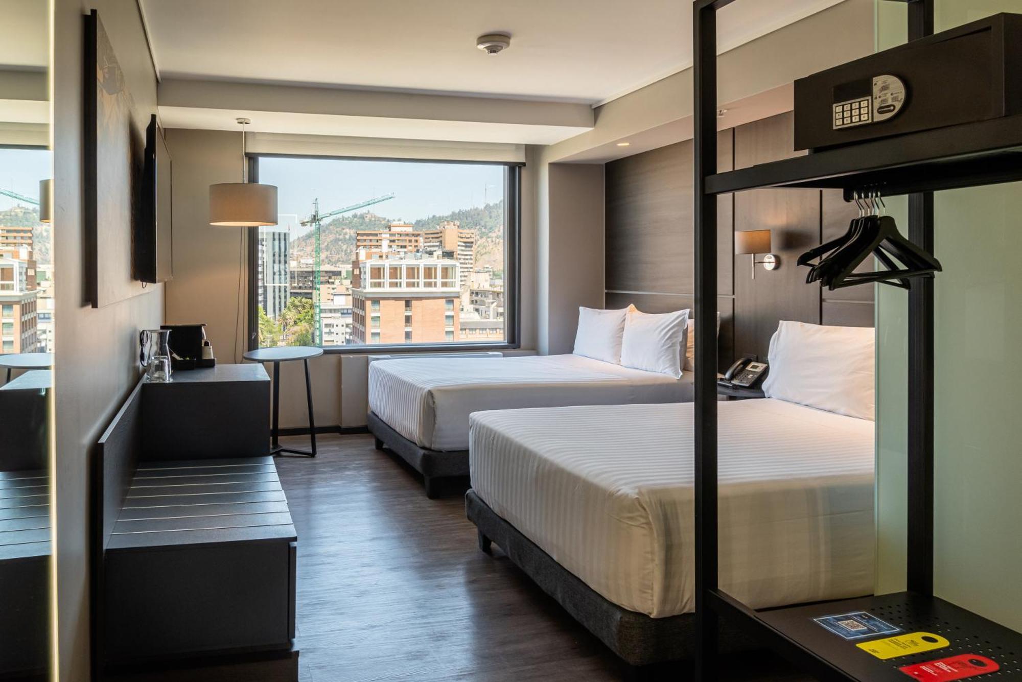 Hotel Ola Providencia, Tapestry Collection By Hilton Santiago