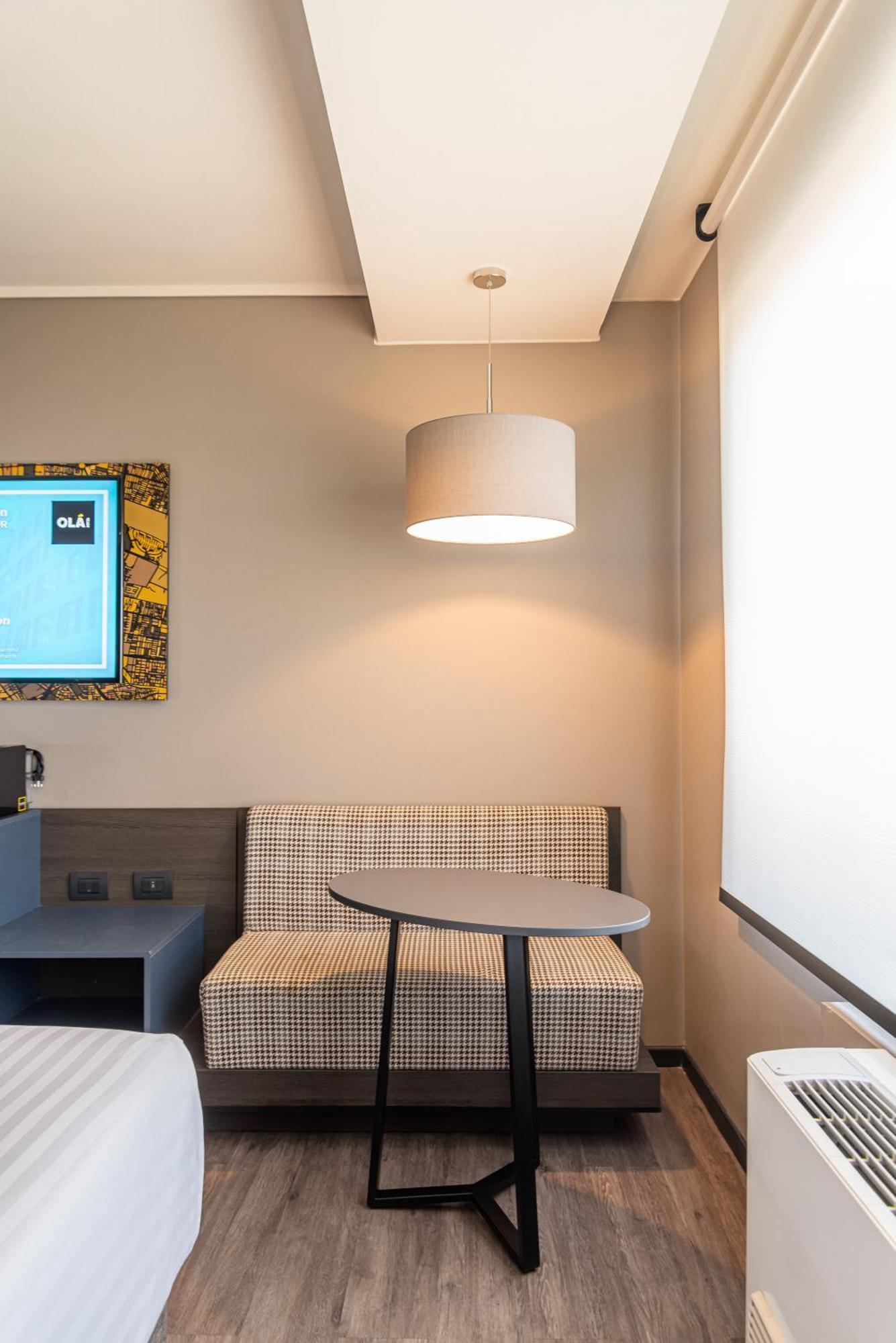 Ola Providencia, Tapestry Collection By Hilton Santiago