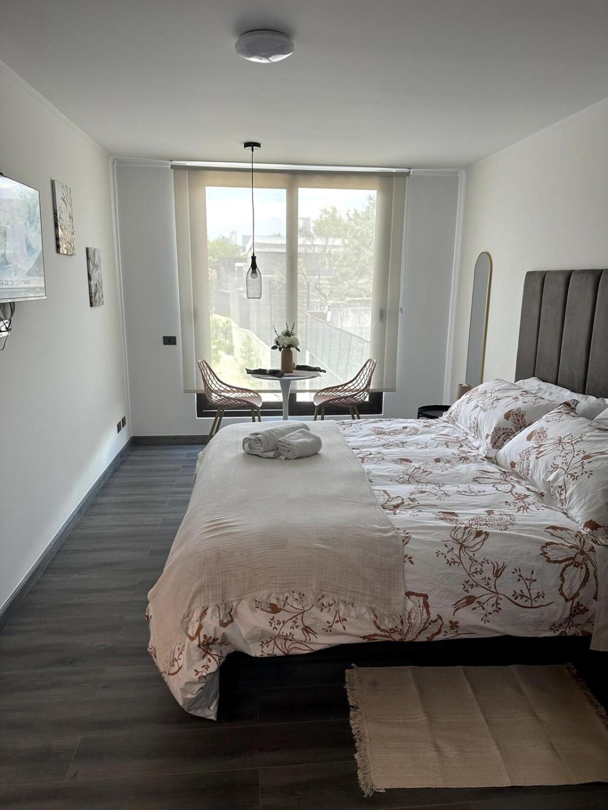 En Con Wifi, Aire Acondicionado, Cafe, Agua Y Vino Gratis Apartamento