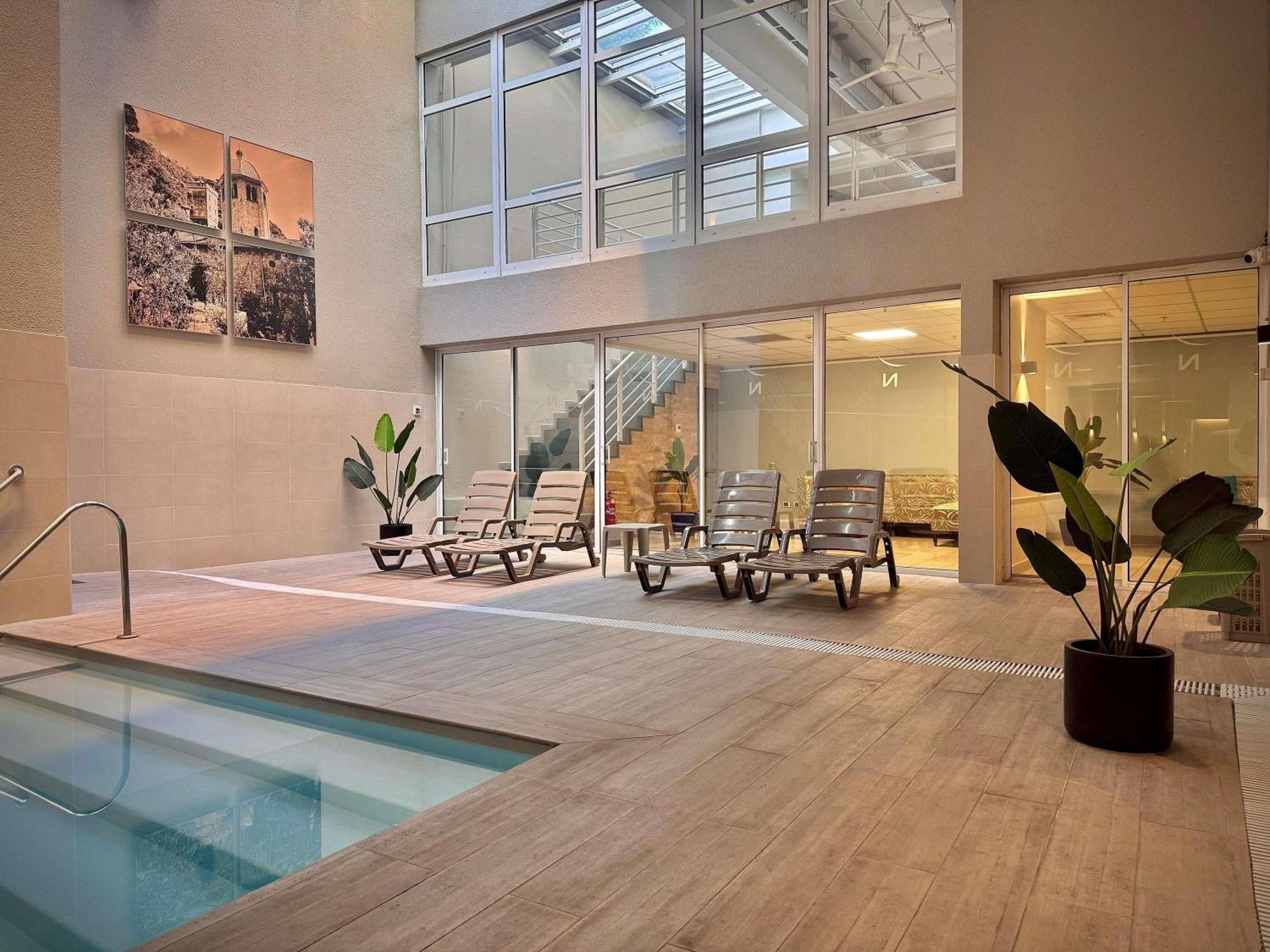 Khách sạn Novotel Vitacura 4*