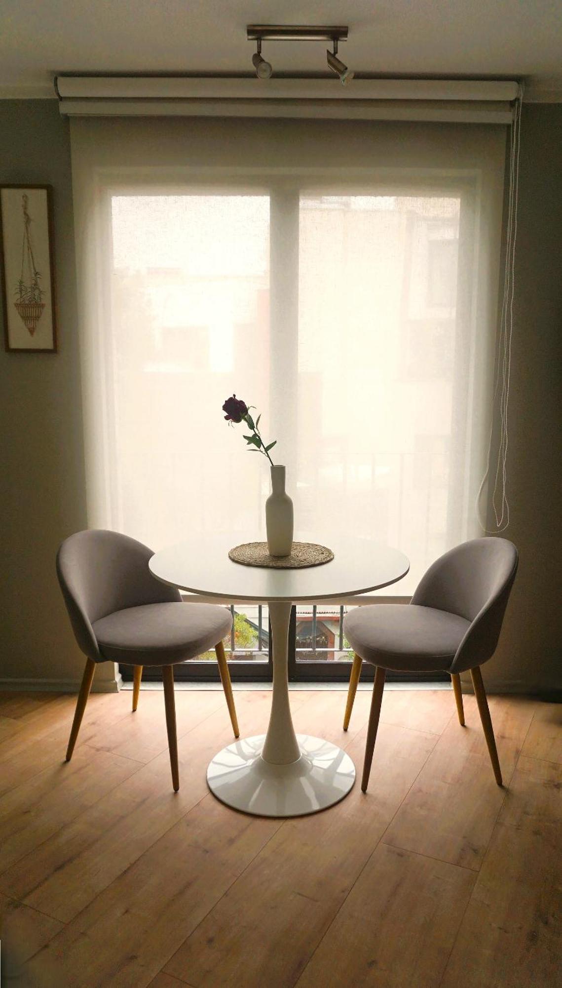 Apartment Barrio Historico 3 Min Metro, Wifi, Netflik, Comodidad