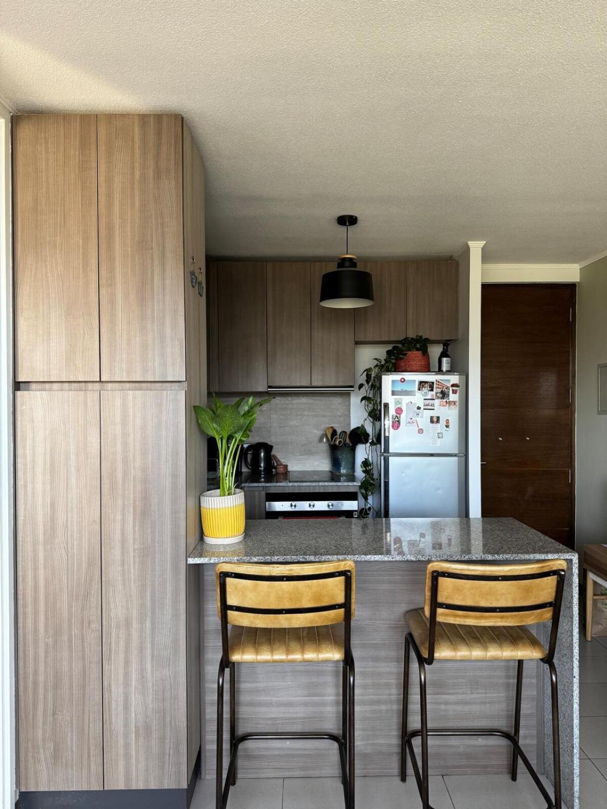 Apartment For 2 With Terrace And Parking In Condes