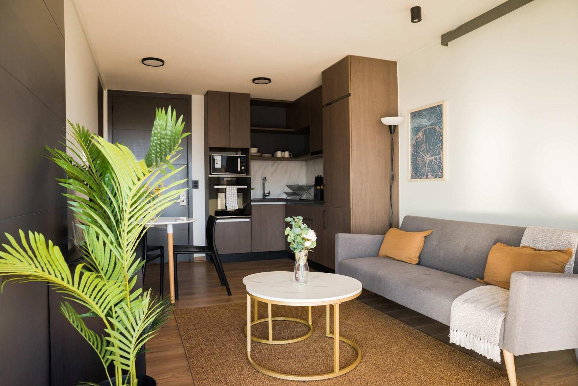 Chic & Cozy 2br Oasis In The Heart Of Condes *