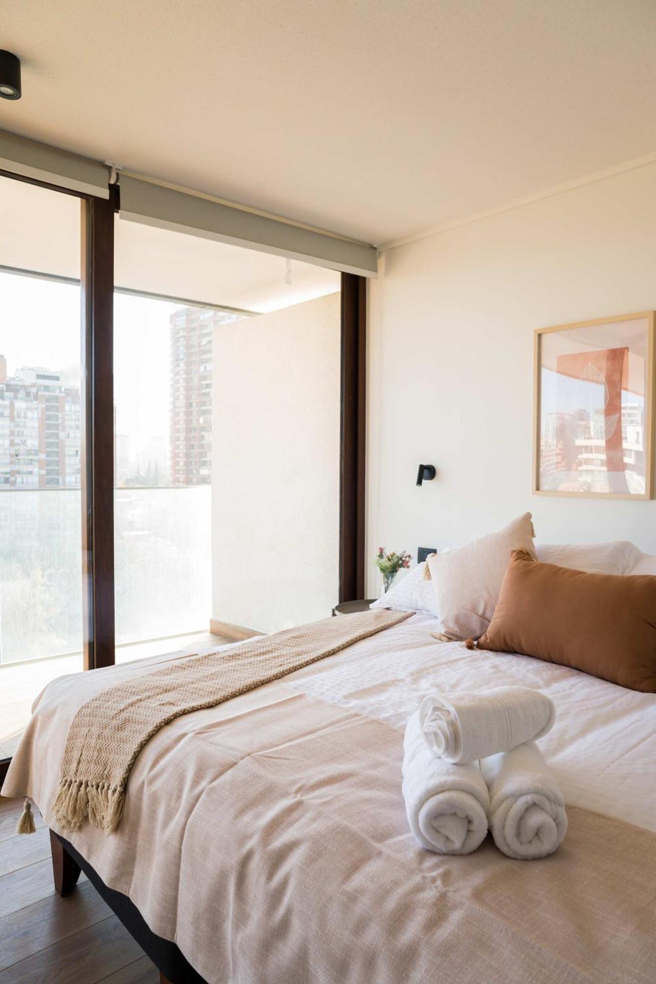Chic & Cozy 2br Oasis In The Heart Of Condes Apartment