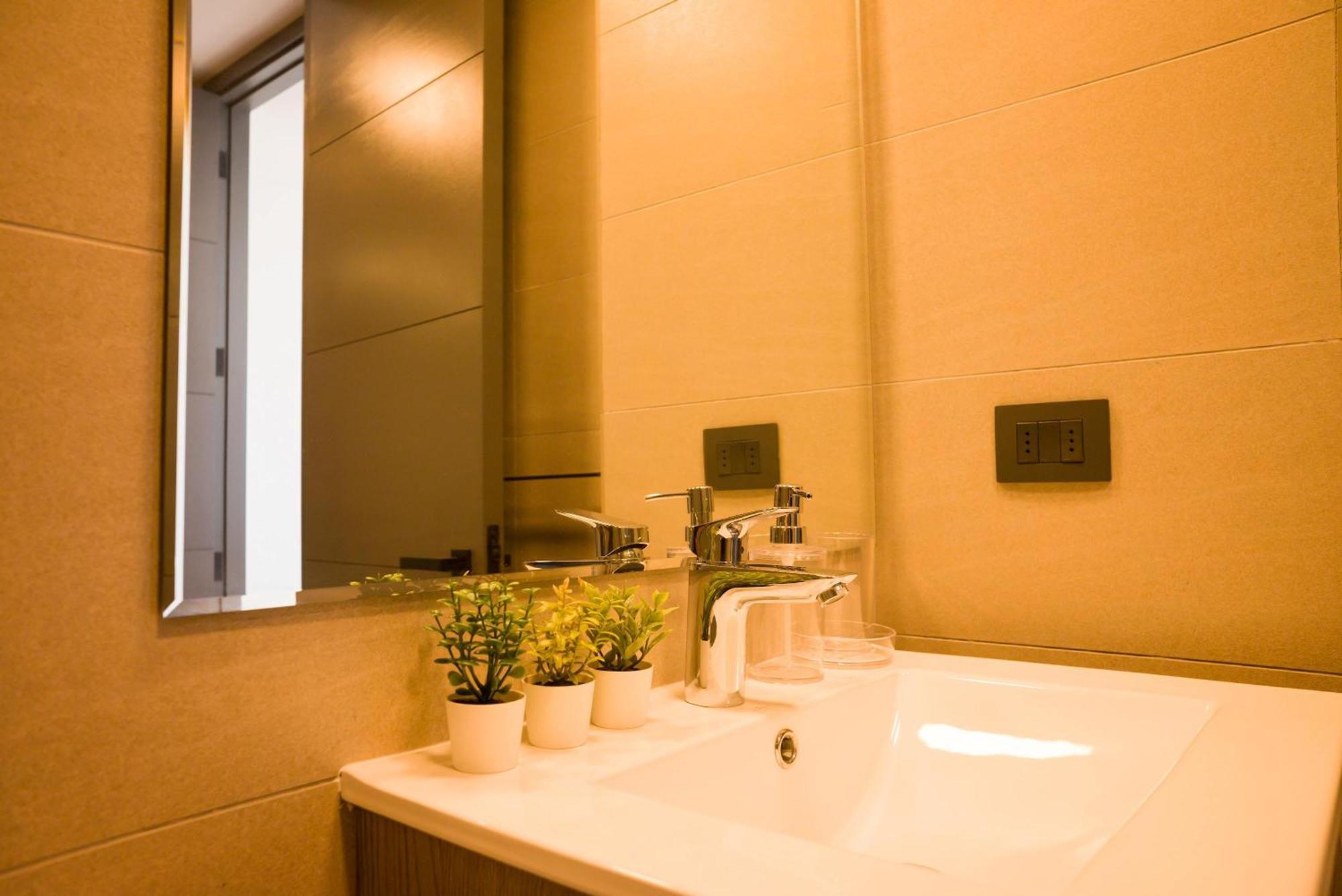 Chic & Cozy 2br Oasis In The Heart Of Condes