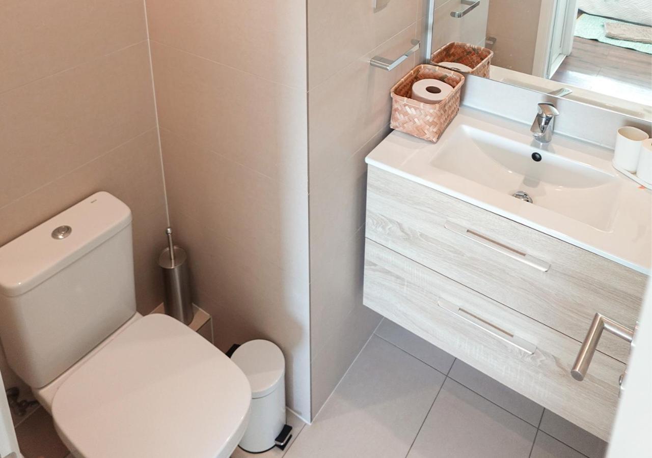 Depto Premium A Pasos Del Parque Arauco Con Aire Acondicionado Apartment