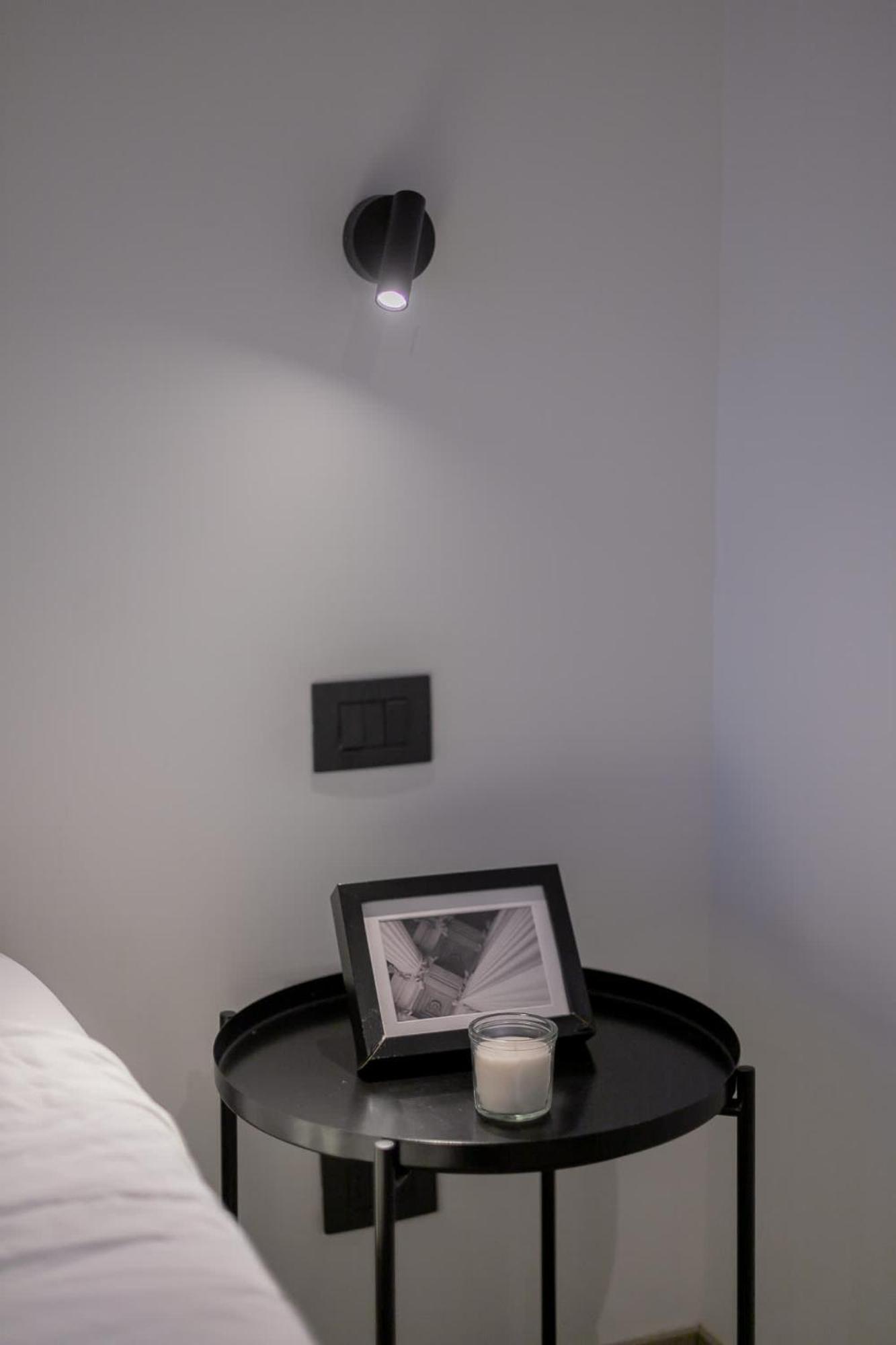 Spacious Steps From Escuela Militar * Santiago