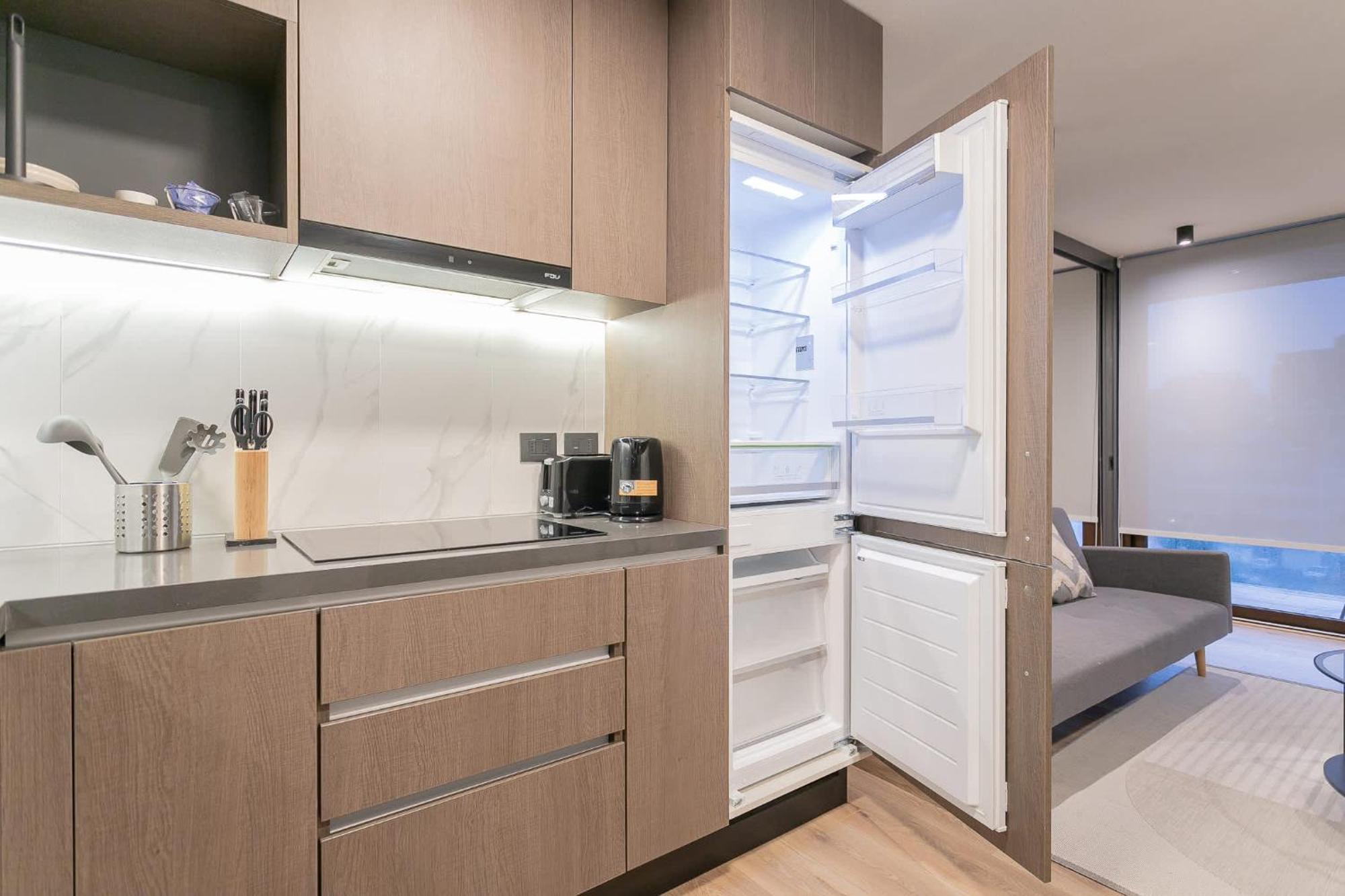 Spacious Steps From Escuela Militar Apartment