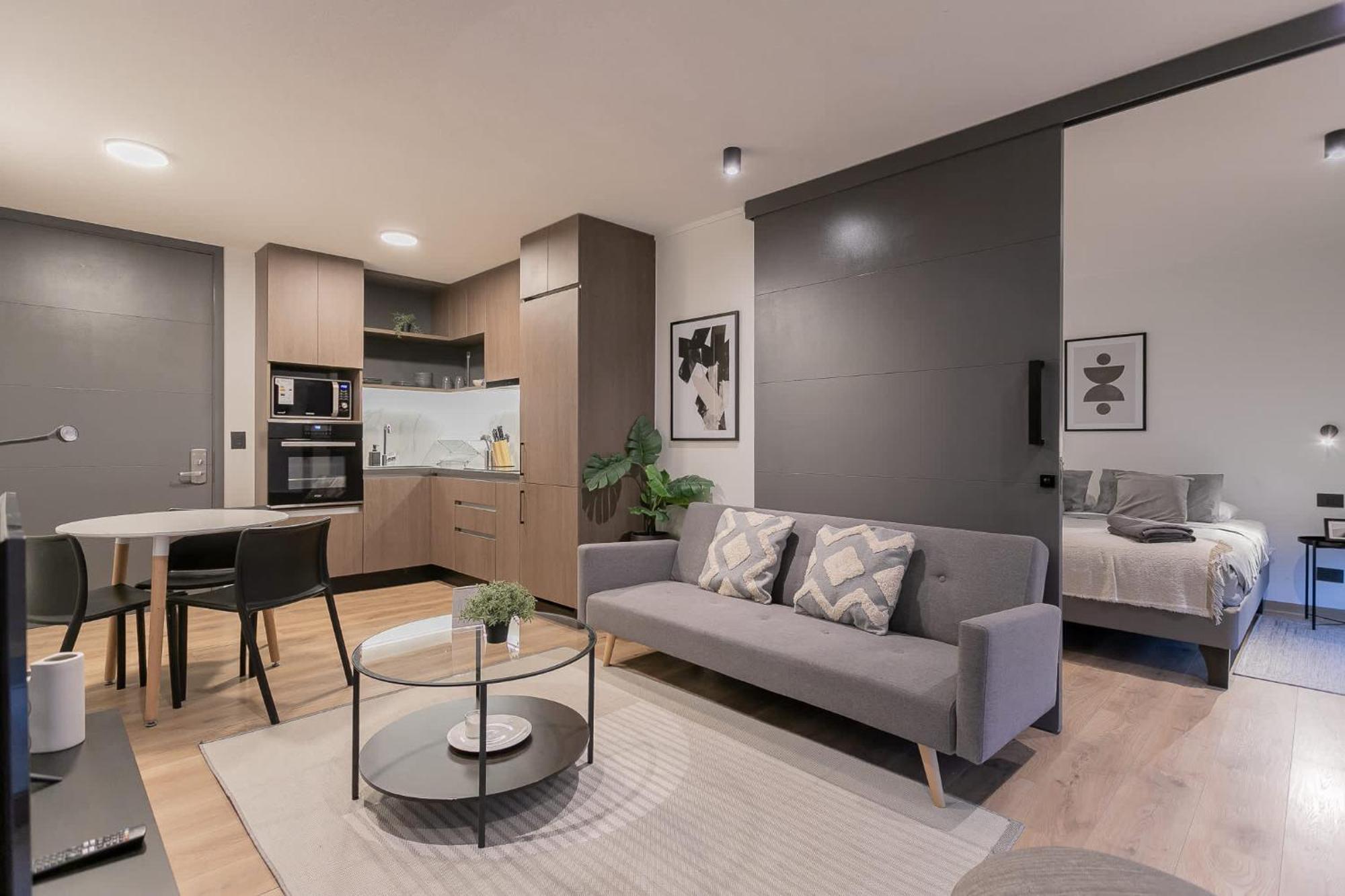 Spacious Steps From Escuela Militar Apartment *