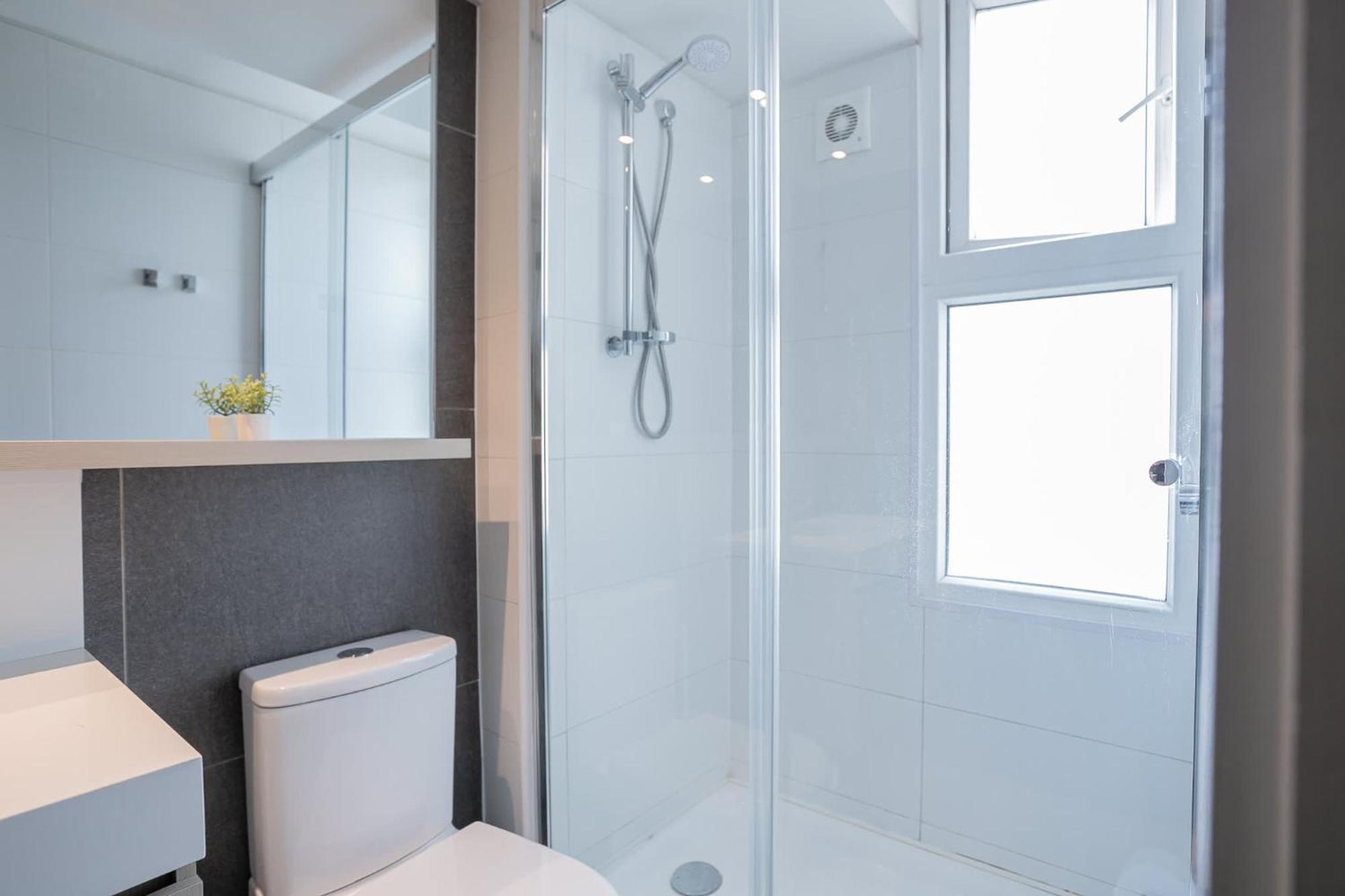 Premium Near Costanera Center *