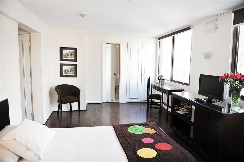 Hotel Mr Express Santiago