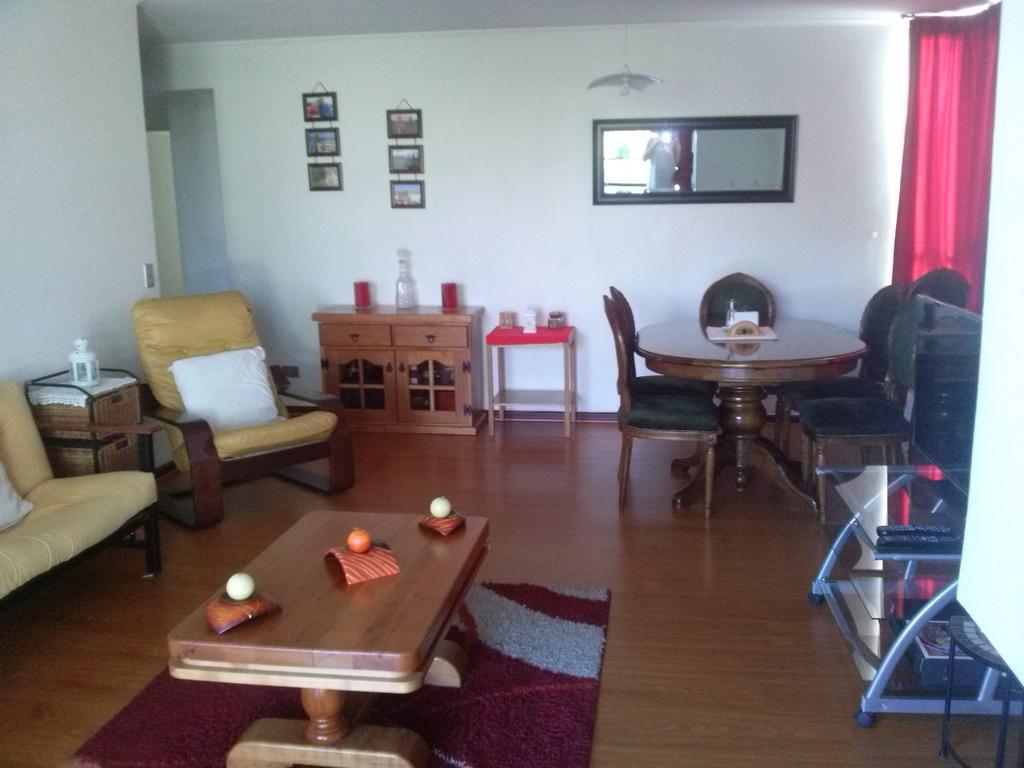 Alojamiento Las Condes Homestay *
