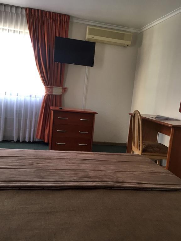 Hotel Maria Angola 3*