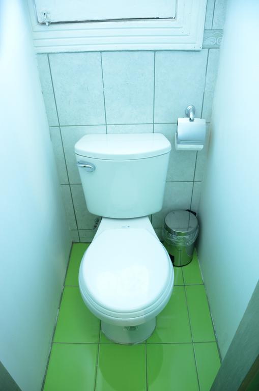 Hostal Bellas Artes *