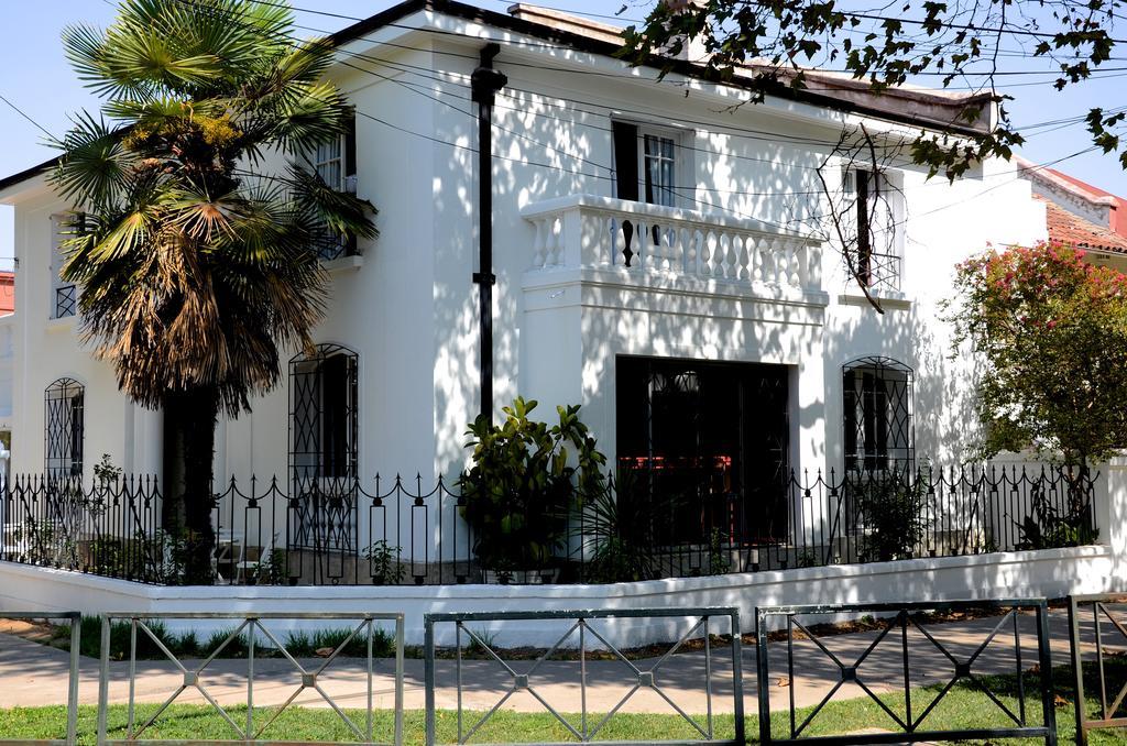 Urbano Providencia Hostel *