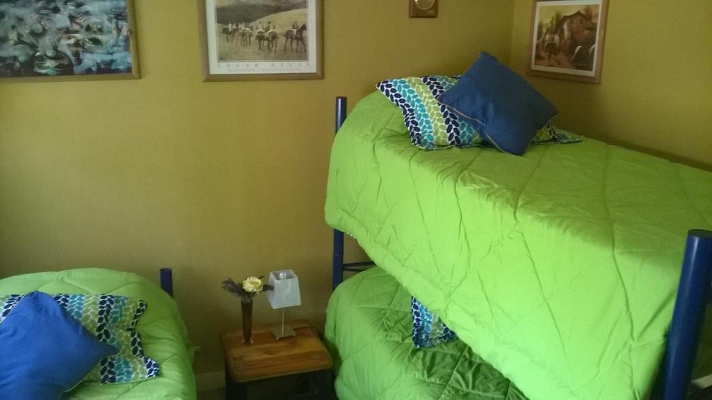 Bed & Breakfast Blumen Haus Acomodação com café da manhã  2*