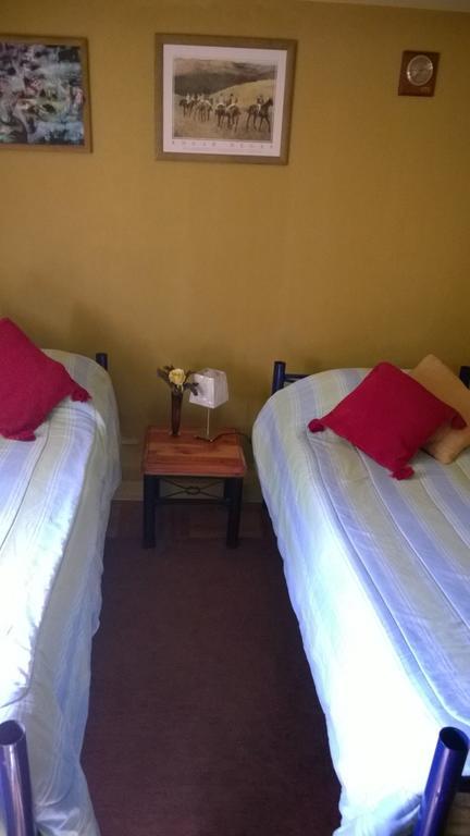Acomodação com café da manhã  Bed & Breakfast Blumen Haus 2*