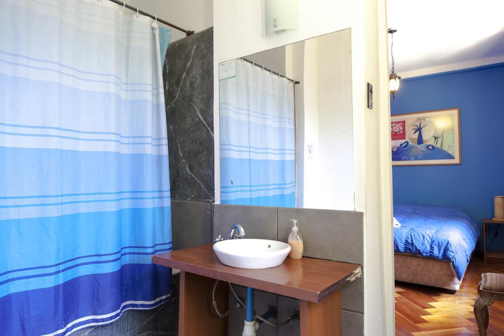 Nhà trọ Aji Santiago