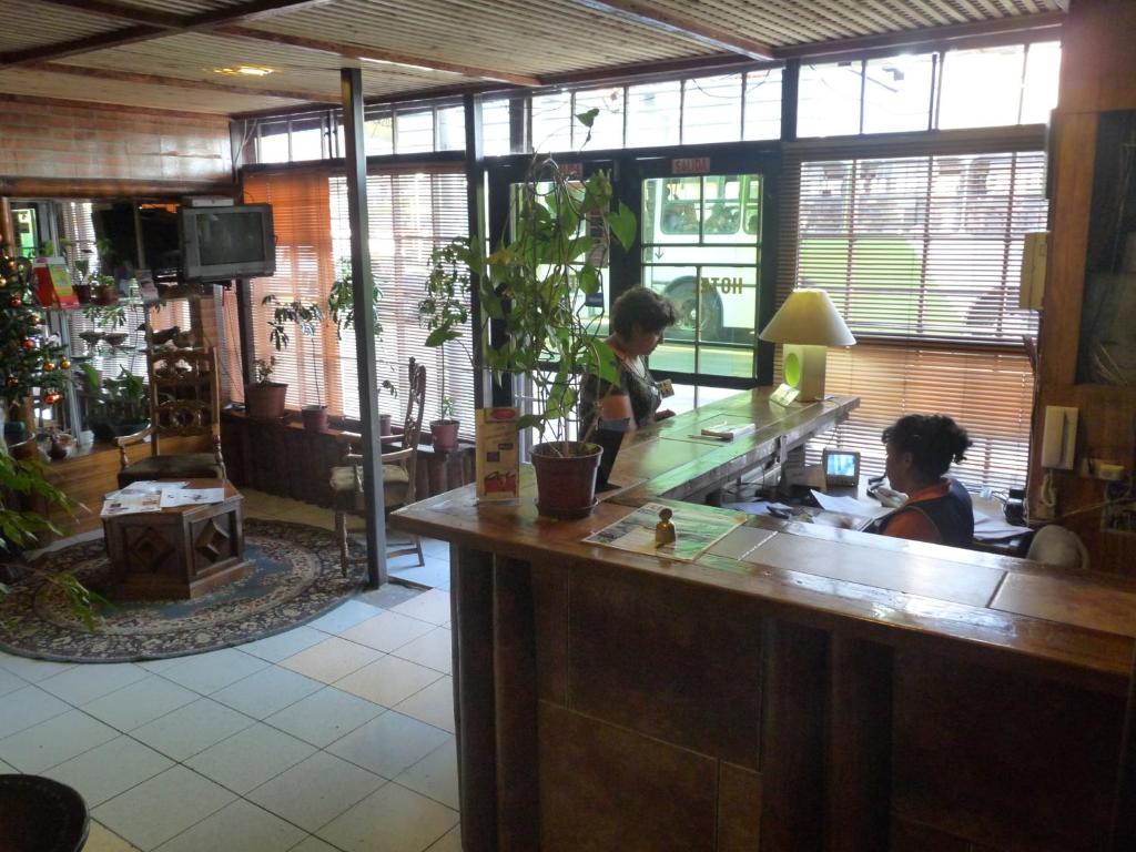 Railef Hotel