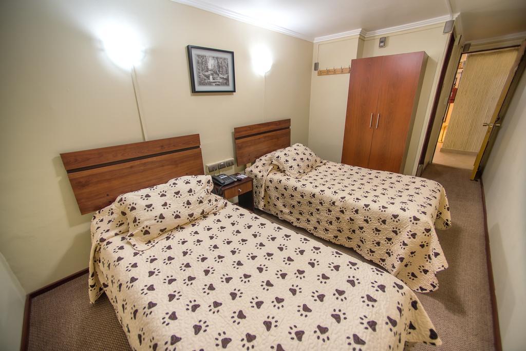 Hotel Sahara