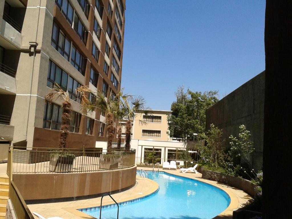 Capital Apartment *