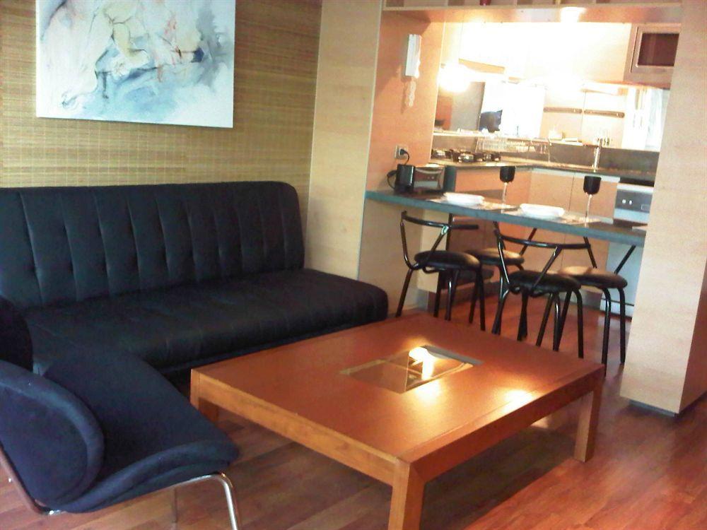 Austral 3*