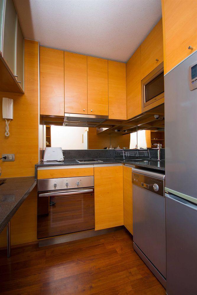 Austral 3*