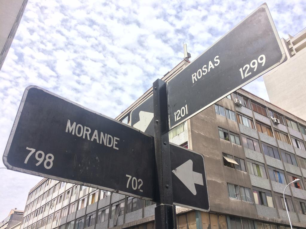 Morande Con Rosas Apartamento Santiago