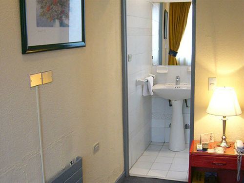 Maria Angola Hotel