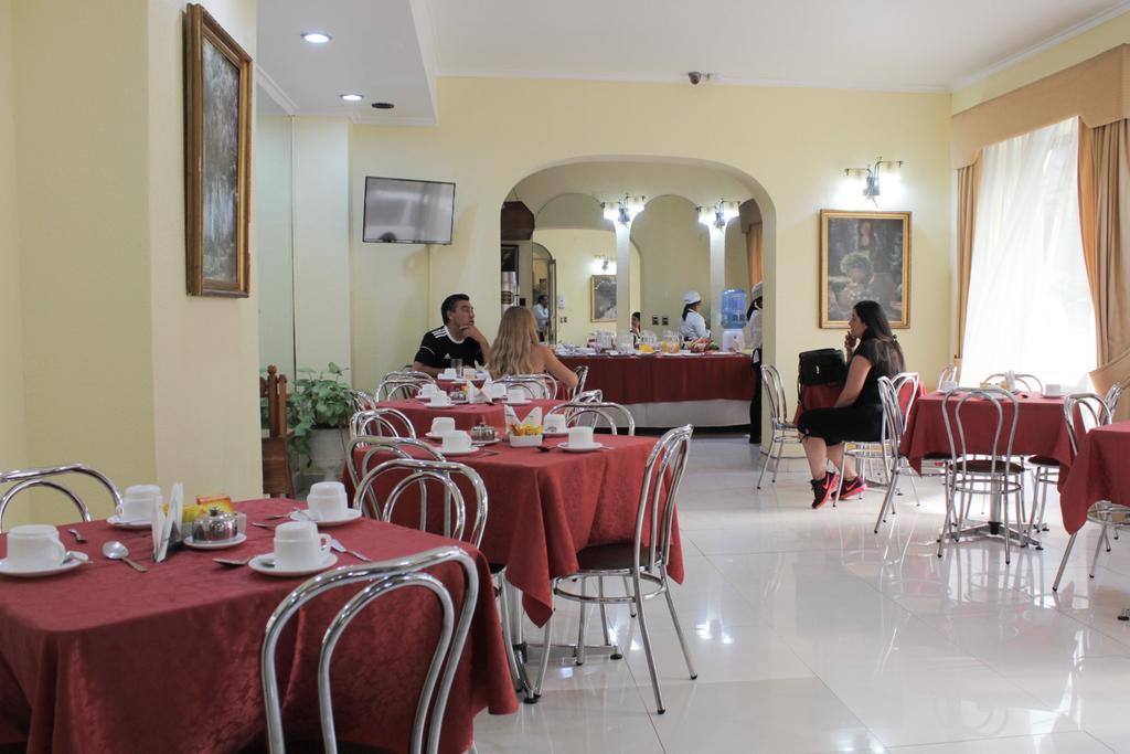 Hotel Maria Angola