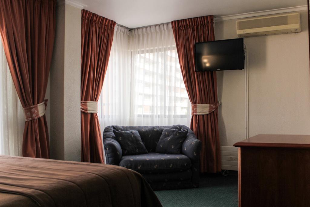 Maria Angola Hotel Santiago