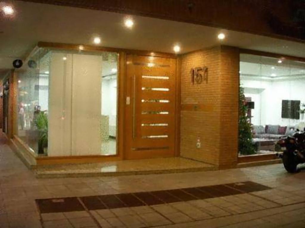 Departamentos Amoblados Costa 151 * Santiago