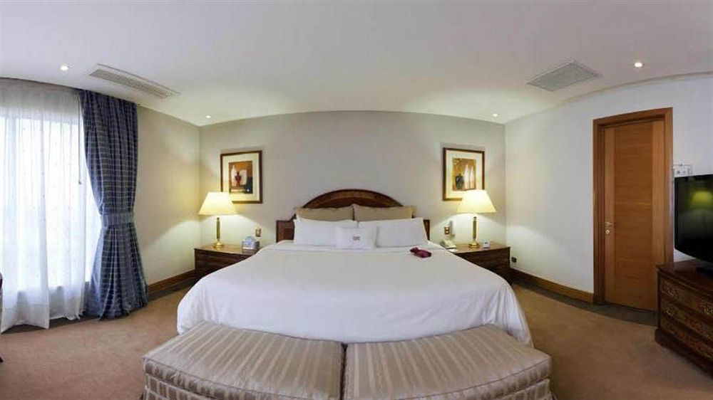 Plaza 5* Santiago