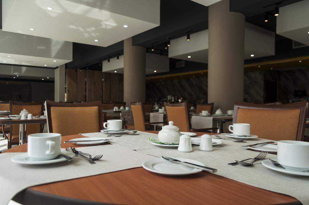 Hotel Diego De Almagro Providencia