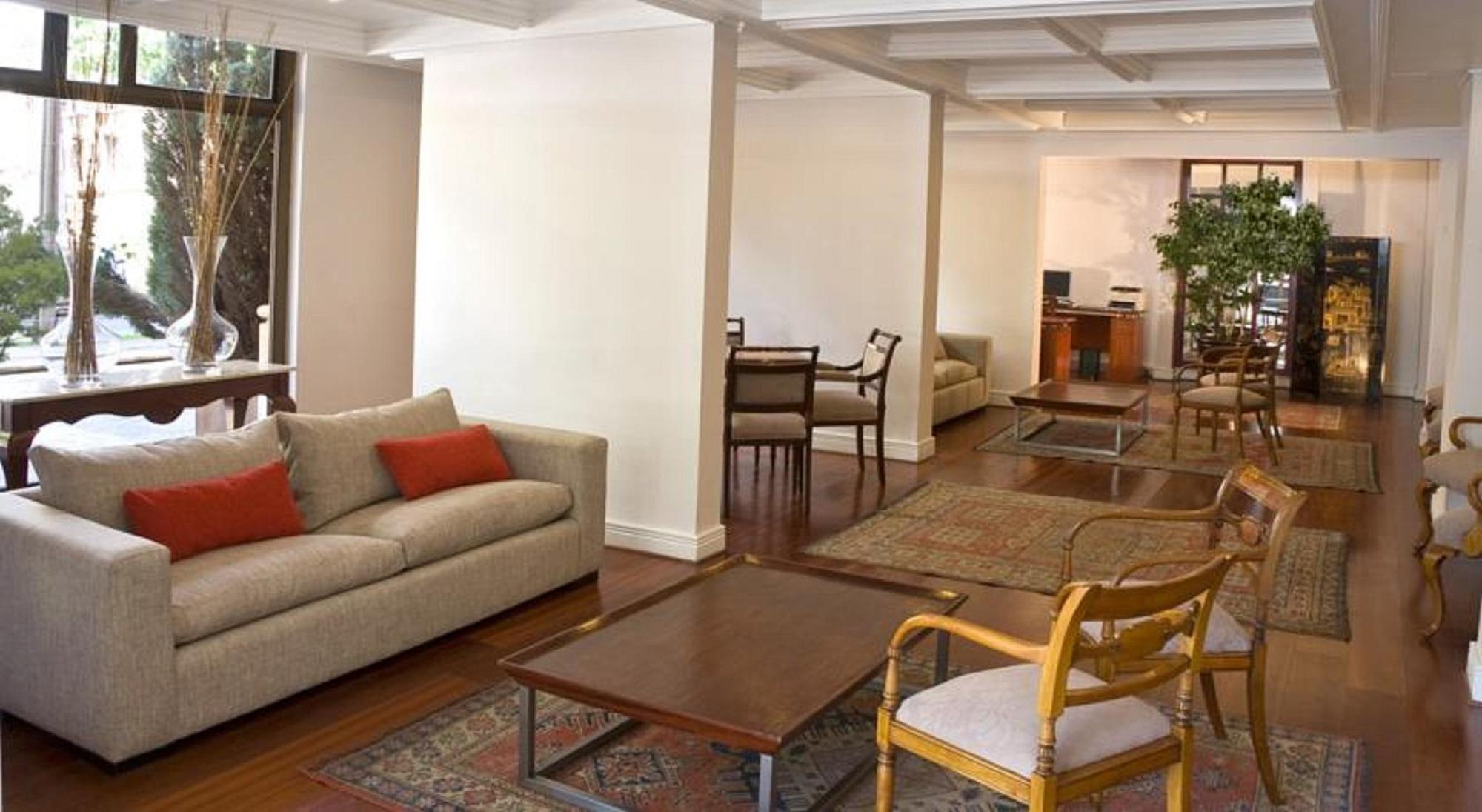 Plaza El Bosque San Sebastian 4*