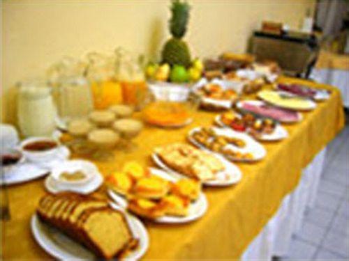 Hotel Maria Angola Santiago