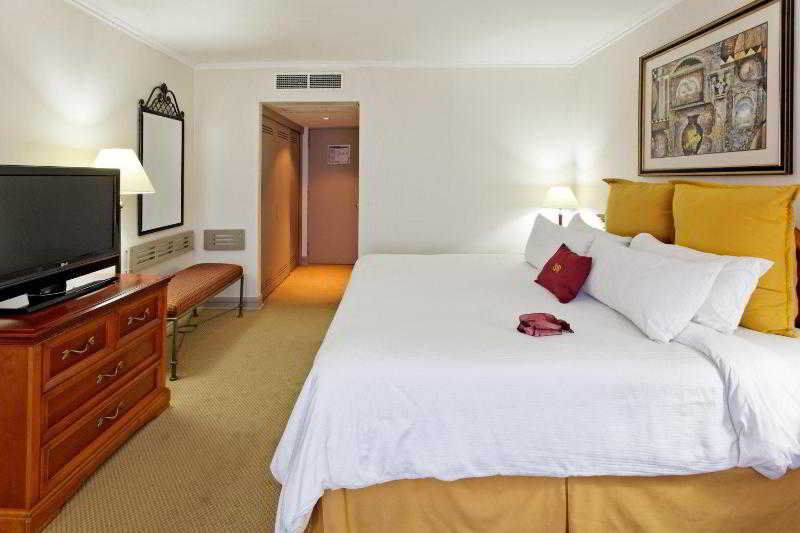 Plaza 5* Santiago