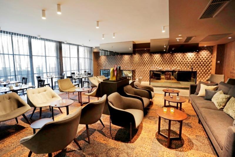 Cumbres Lastarria 5* Santiago