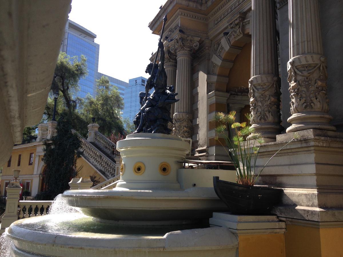 Glam Bellas Artes Apartahotel Santiago de Chile