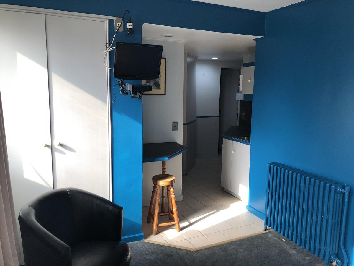 Monteverde Capsule hotel Santiago