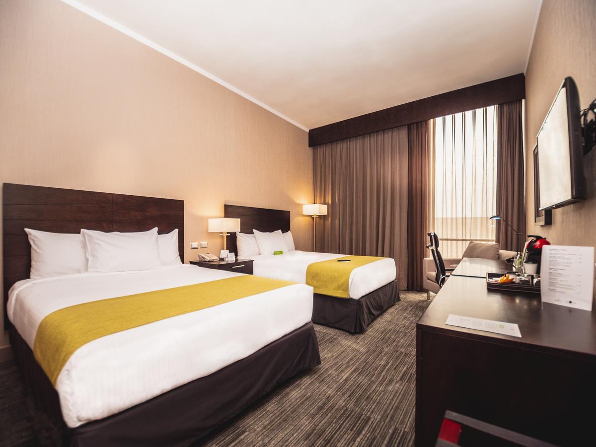 La Quinta By Wyndham Aeropuerto Hotel