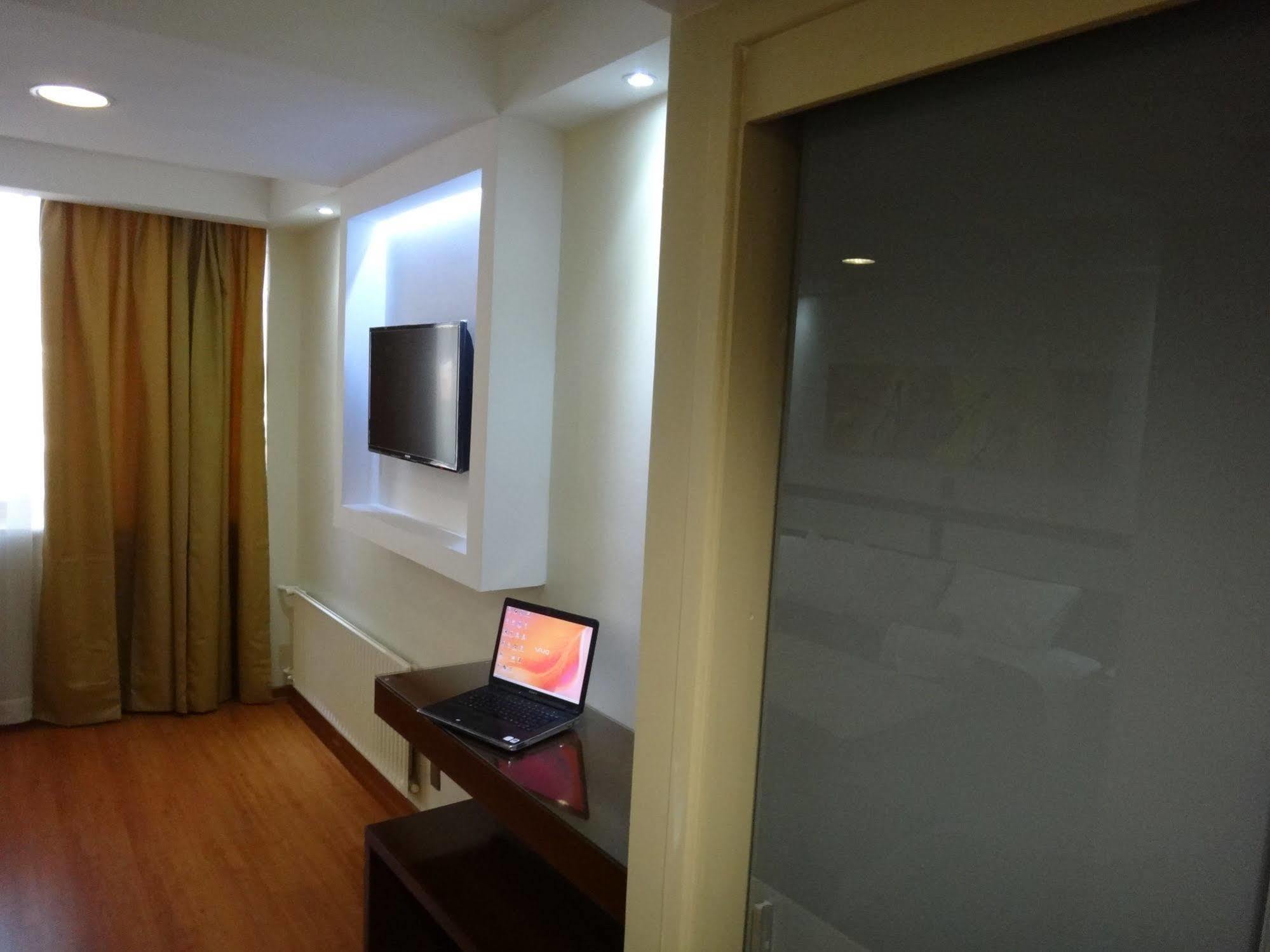 Libertador Hotel