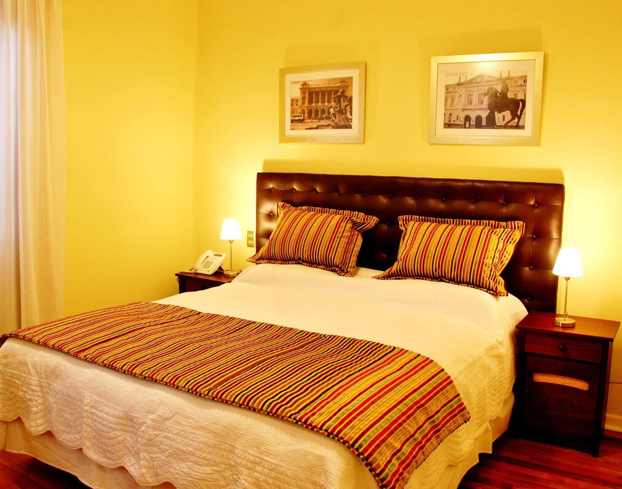 Khách sạn Oporto 3*